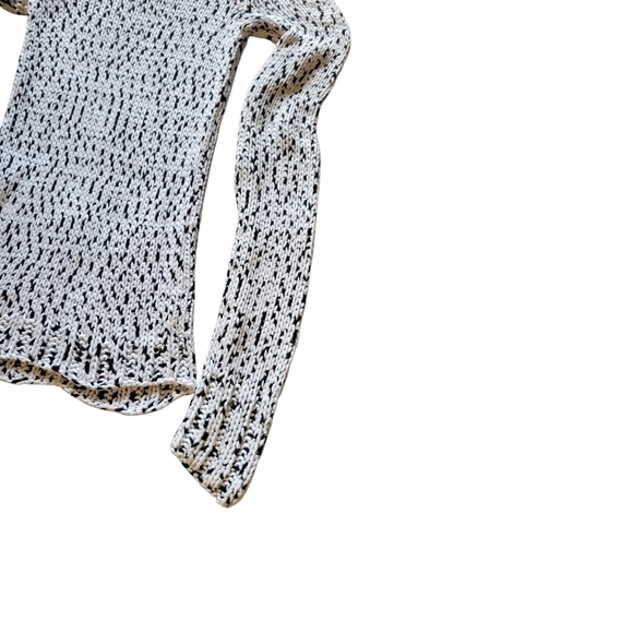 A.L.C Elegant White and Black Women's Top - Picture 5 of 9